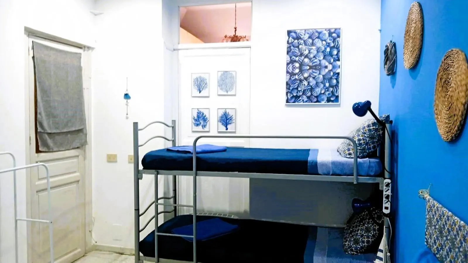 Casa Amari Alla Zisa Hostel Palermo Italia
